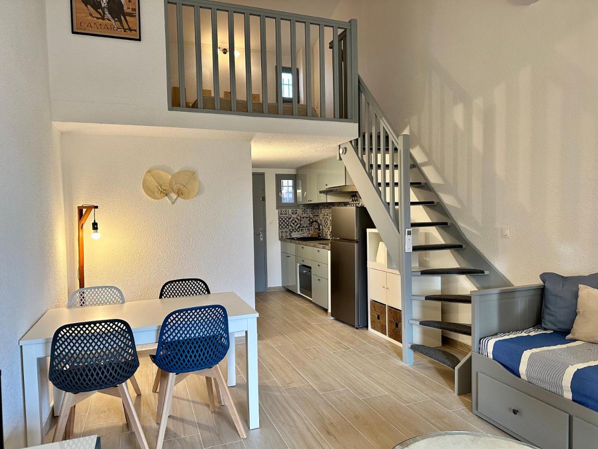 Appartement Duplex 4Pers Climatise - Locations Vld Camargue サントマリー・ド・ラメール エクステリア 写真