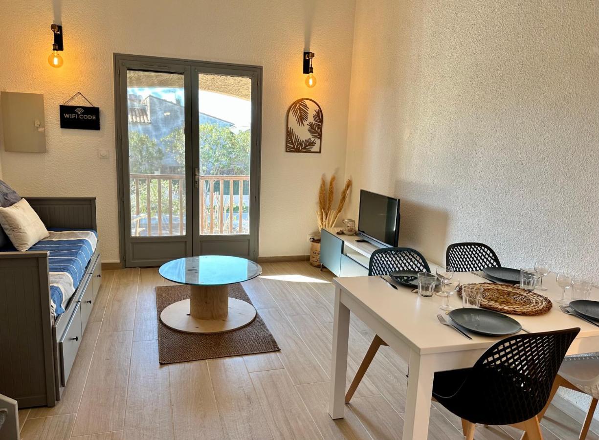 Appartement Duplex 4Pers Climatise - Locations Vld Camargue サントマリー・ド・ラメール エクステリア 写真